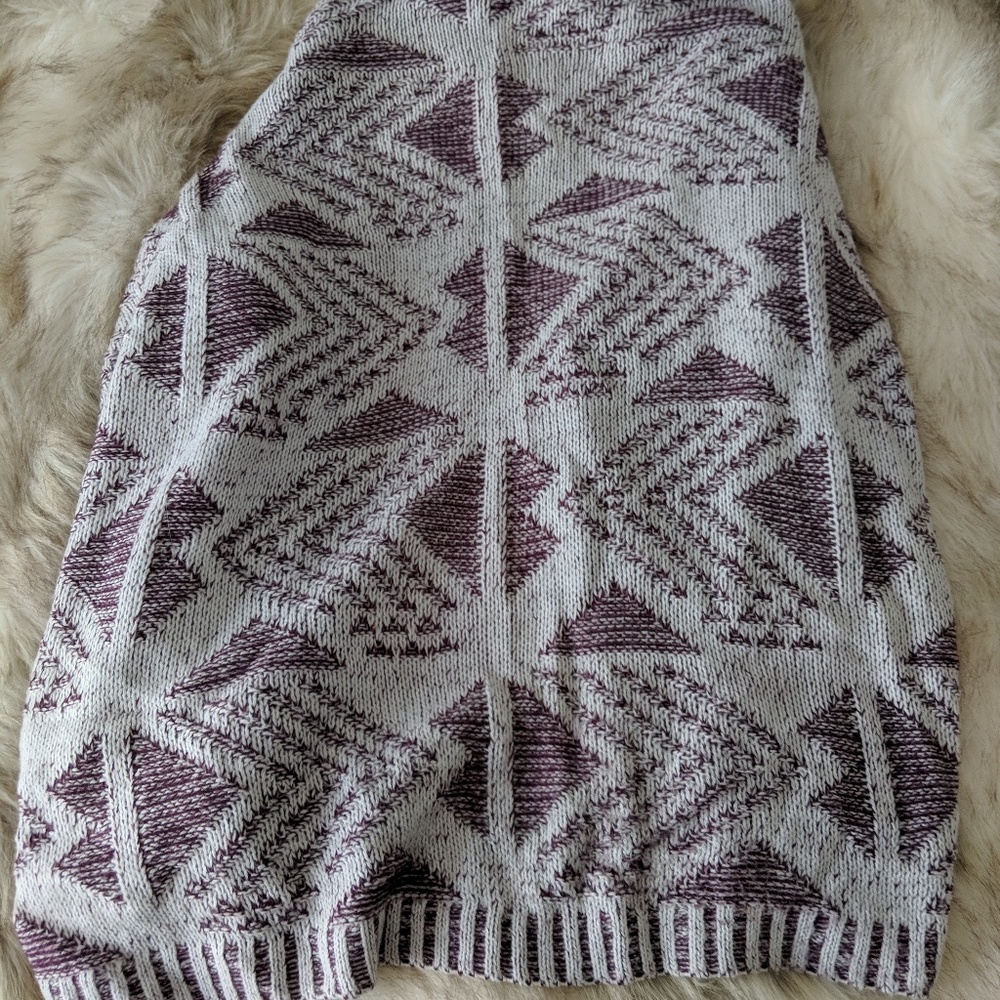 Aztec sweater - Picture 2 of 3